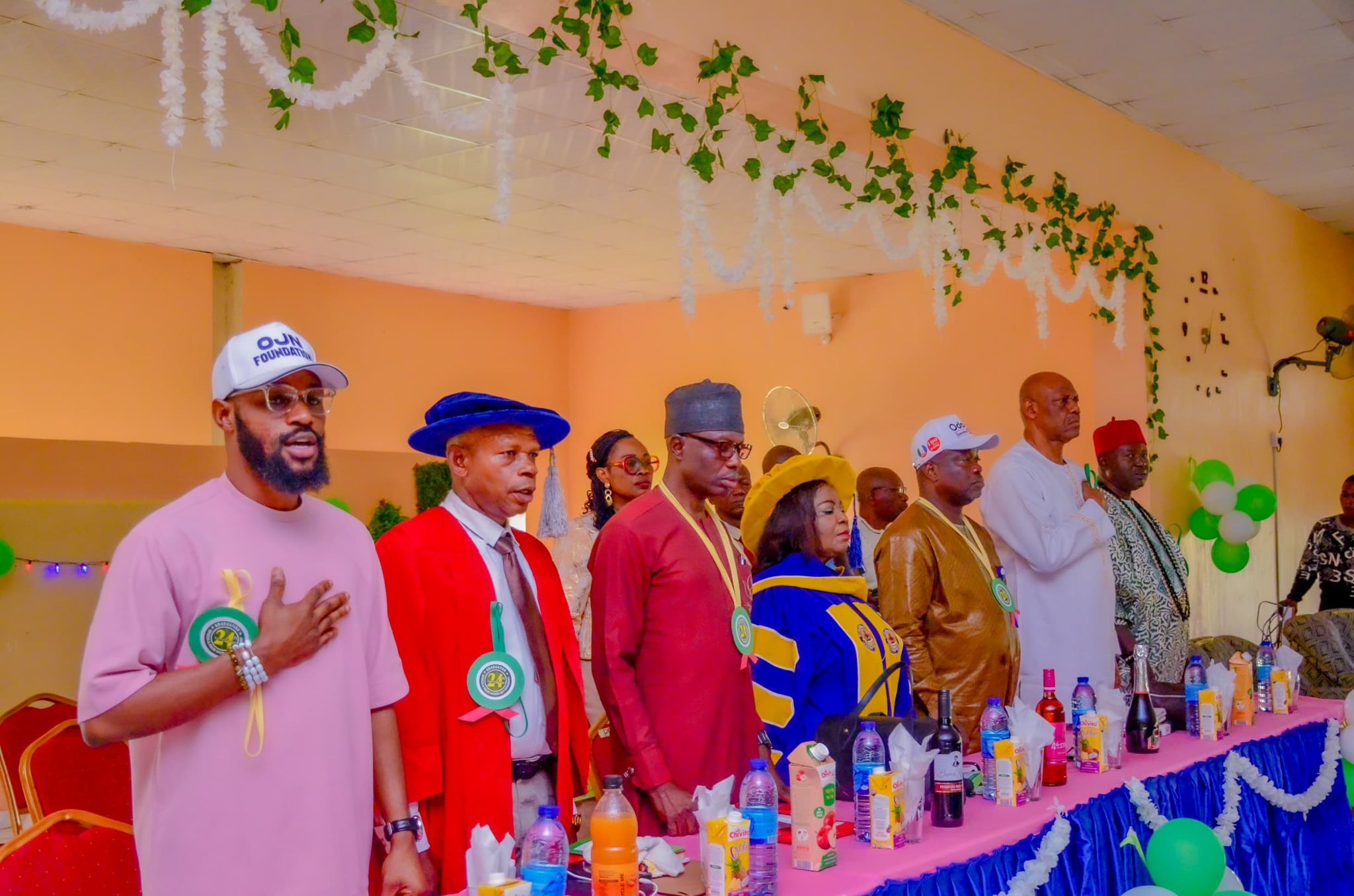 Ododo's Education Strides Spotlighted at FGGC Kabba Prize Giving; OJN Foundation Donates N100,000 to Top Graduates') }}